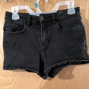 Black vans high wasted shorts